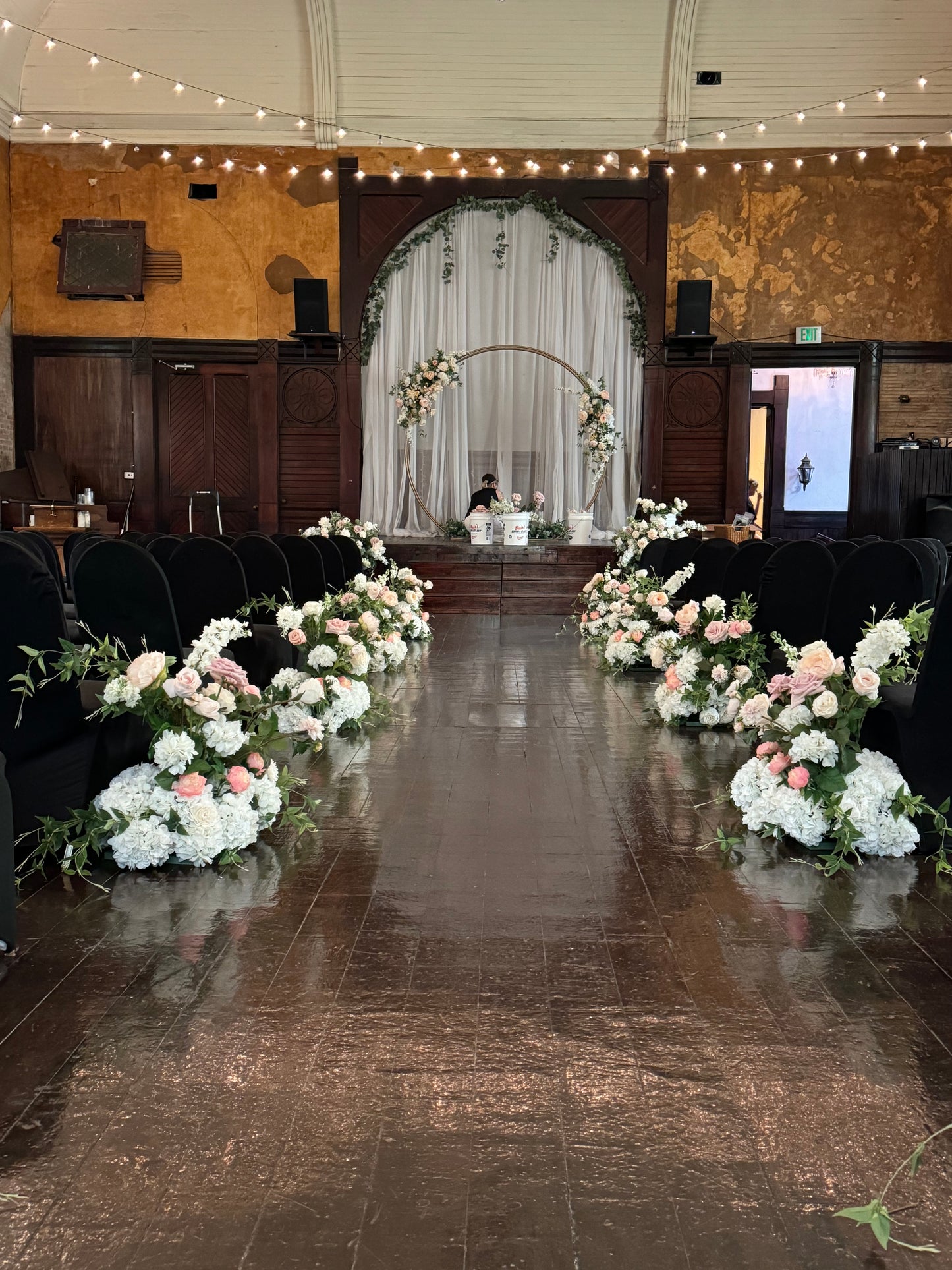 Madalyn Aisle Flowers